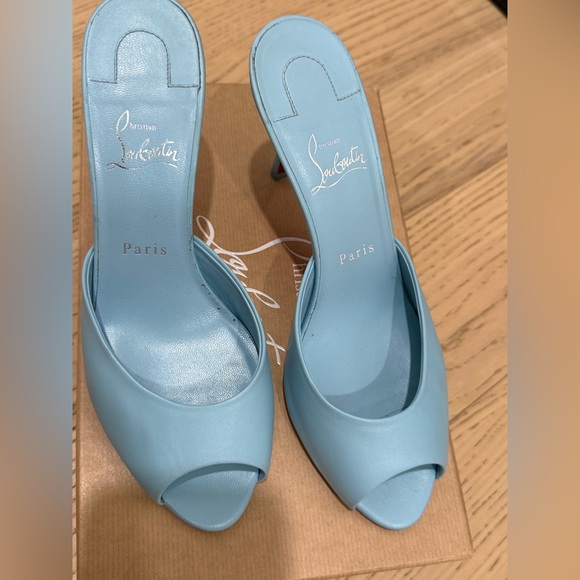 Christian Louboutin Me Dolly’s - Picture 2 of 9